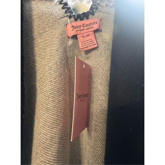 Nwt Juicy Couture Logo Cold Weather blanket Scarf shawl Grey Multi - Picture 4 of 6